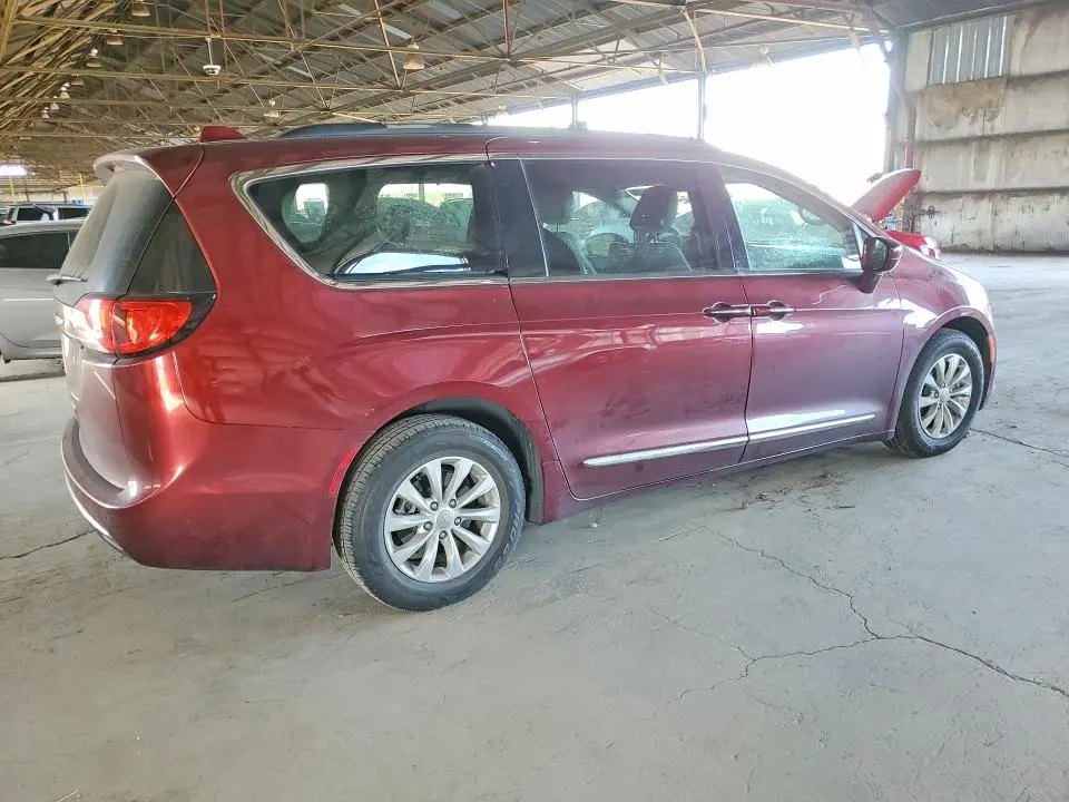 2017 CHRYSLER PACIFICA TOURING L  