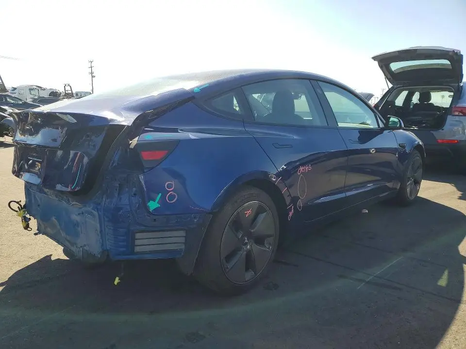 2021 TESLA MODEL 3   