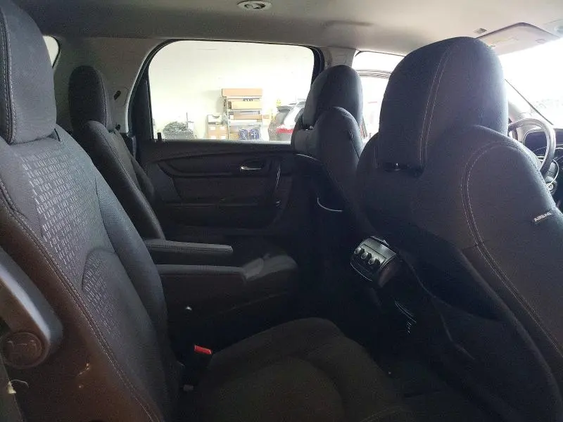 2015 GMC ACADIA SLE  