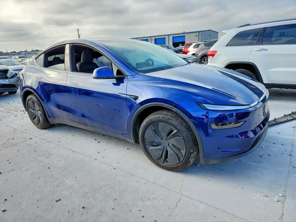 2026 TESLA MODEL Y   
