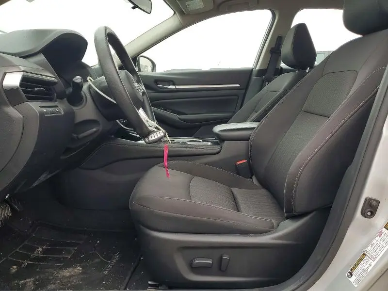 2023 NISSAN ALTIMA SV  