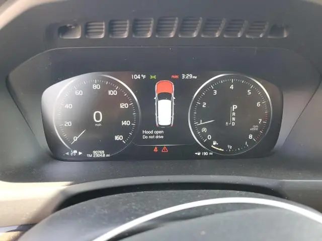 2017 VOLVO XC90 T5  