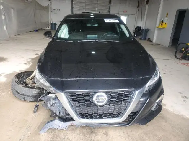 2022 NISSAN ALTIMA SV  