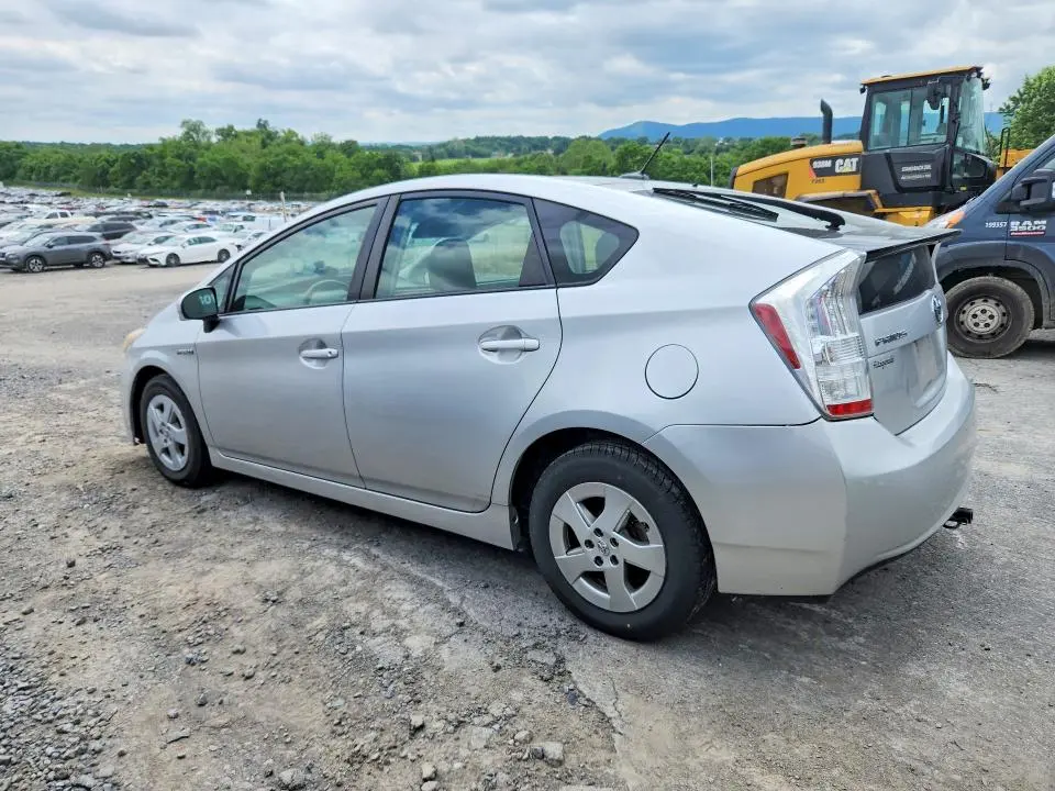 2011 TOYOTA PRIUS FOUR  
