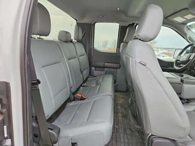 2024 FORD F150 XL  