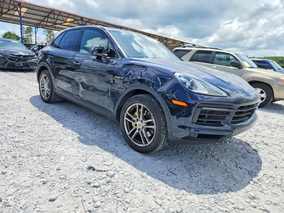 2019 PORSCHE CAYENNE SE HYBRID  