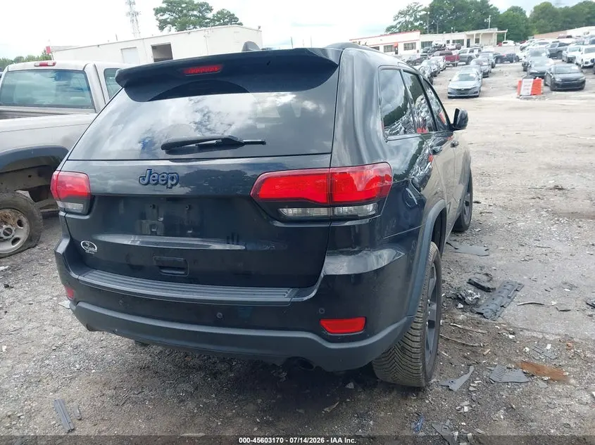 2020 JEEP GRAND CHEROKEE UPLAND 4X2