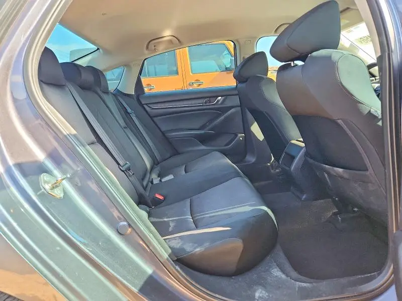 2018 HONDA ACCORD LX  
