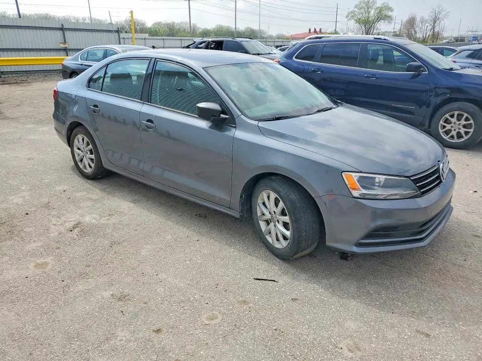 2015 VOLKSWAGEN JETTA SE  