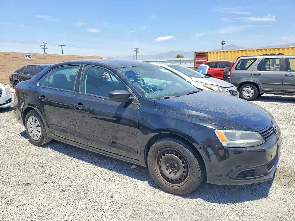 2014 VOLKSWAGEN JETTA BASE  