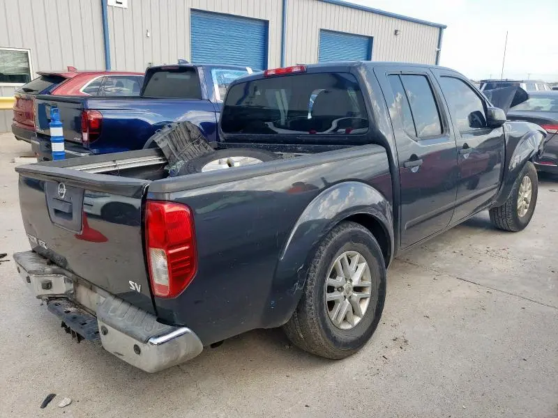2014 NISSAN FRONTIER S  