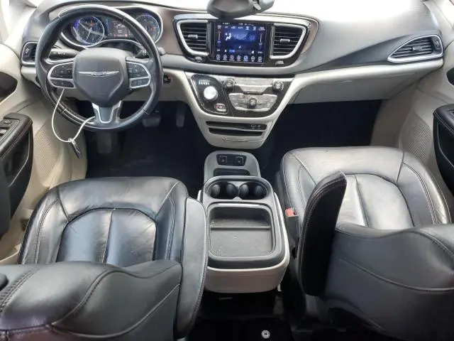 2017 CHRYSLER PACIFICA TOURING L  