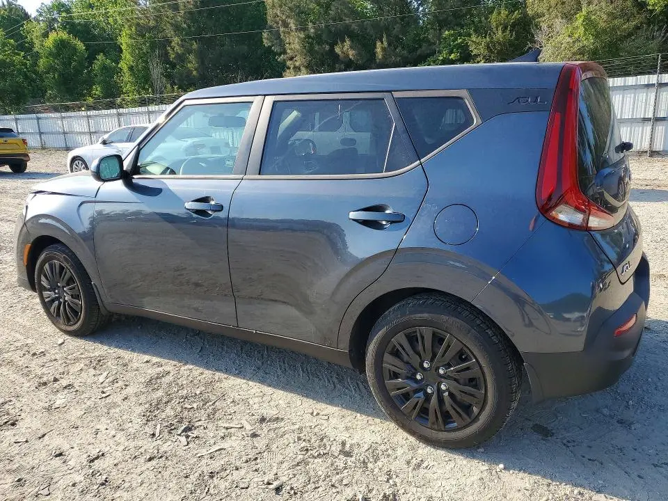 2020 KIA SOUL LX  