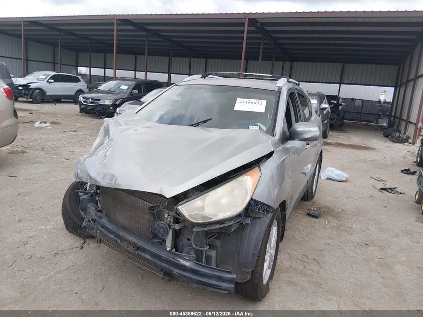 2012 HYUNDAI TUCSON GLS