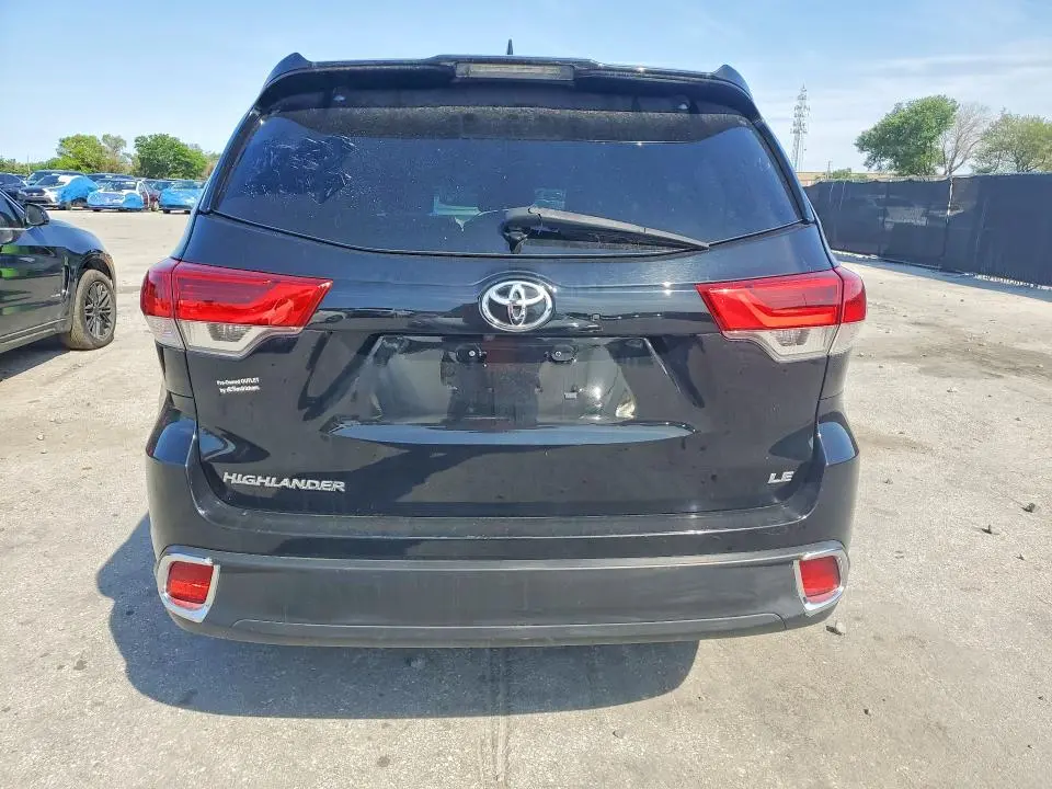 2019 TOYOTA HIGHLANDER LE PLUS  