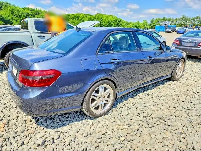 2010 MERCEDES-BENZ E 550 4MATIC  