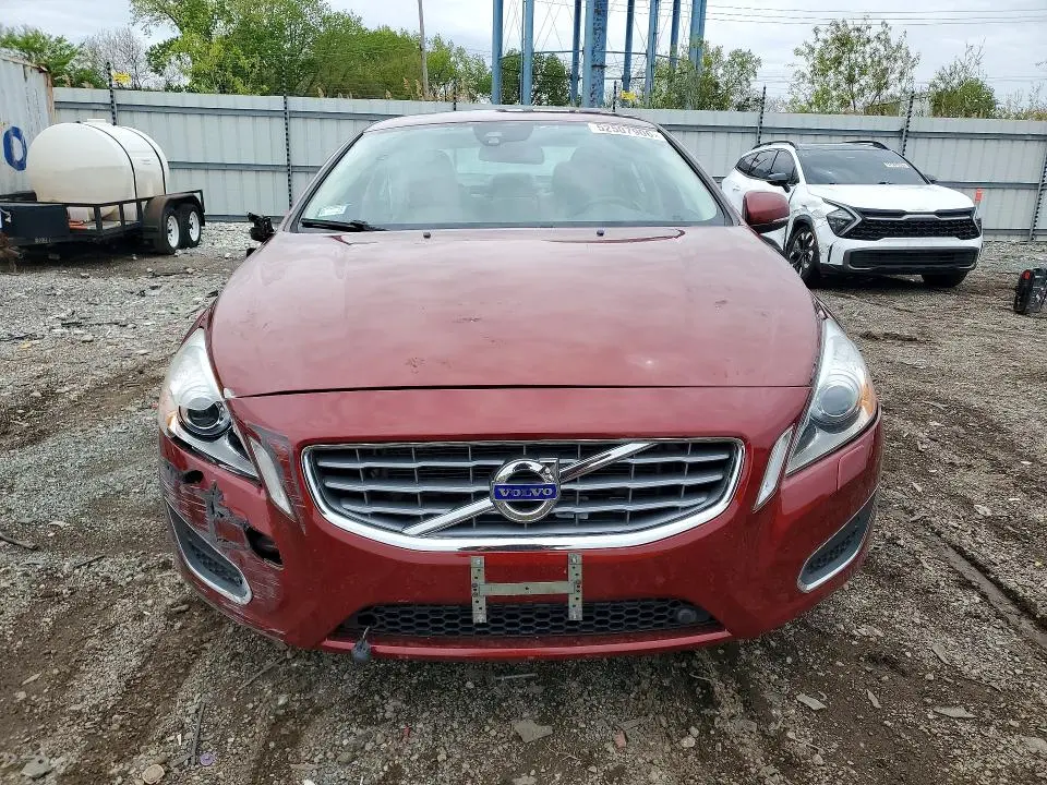 2013 VOLVO S60 T5  
