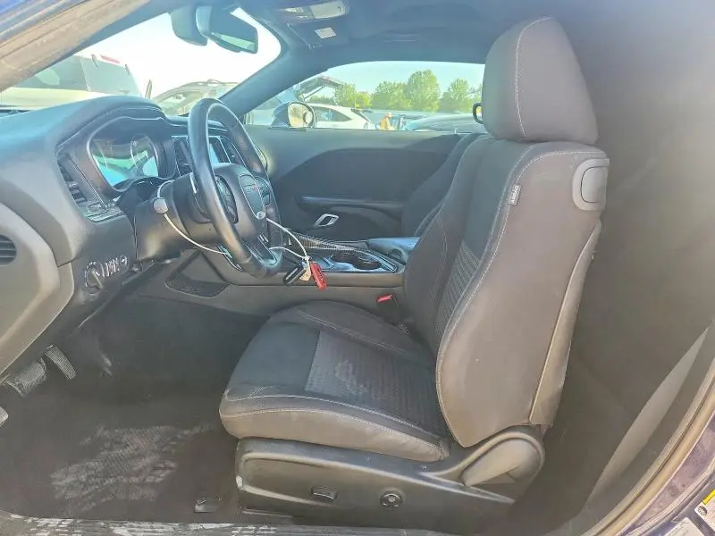 2015 DODGE CHALLENGER SXT  