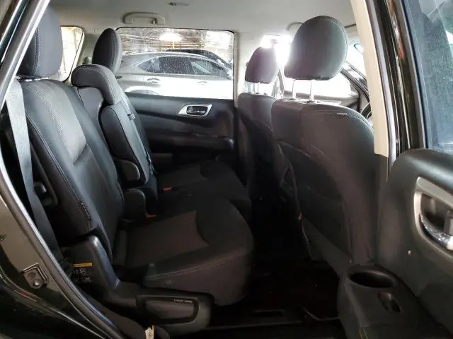 2019 NISSAN PATHFINDER S  