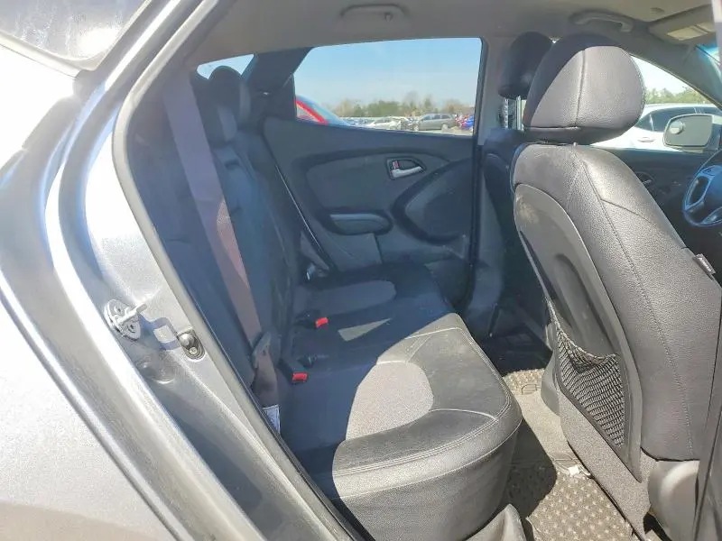 2012 HYUNDAI TUCSON GLS  