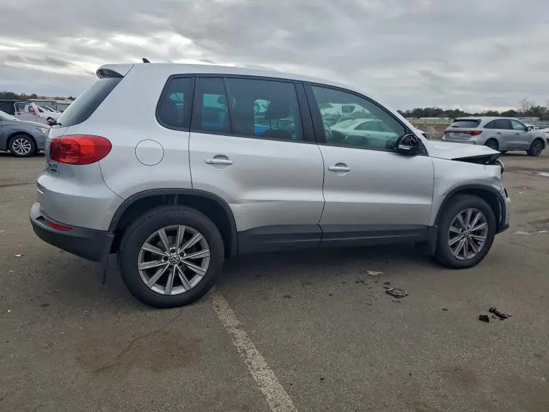 2014 VOLKSWAGEN TIGUAN S  