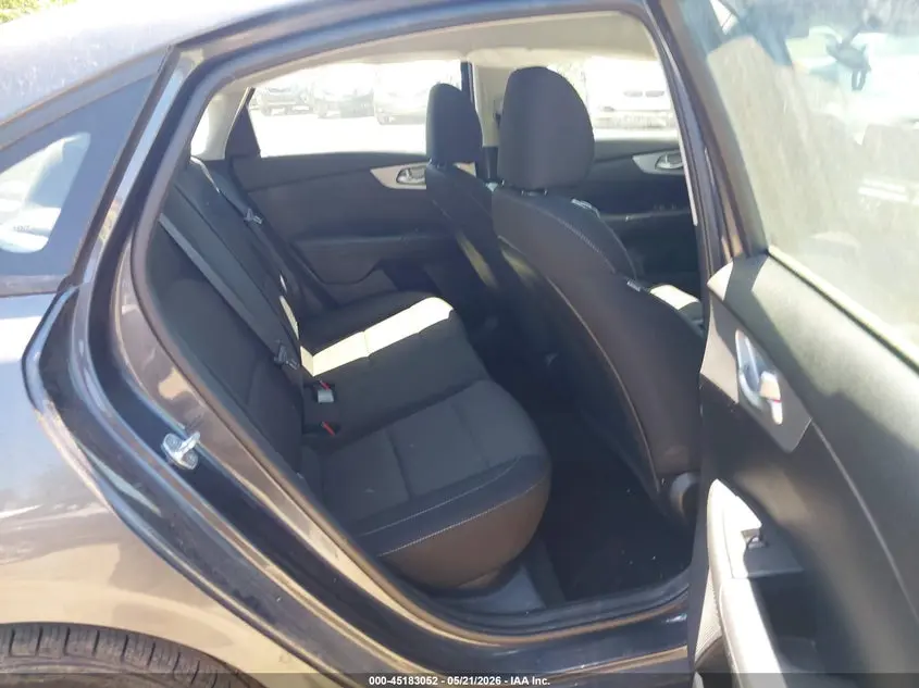 2023 KIA FORTE LXS