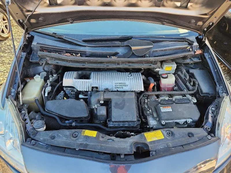 2015 TOYOTA PRIUS TWO  