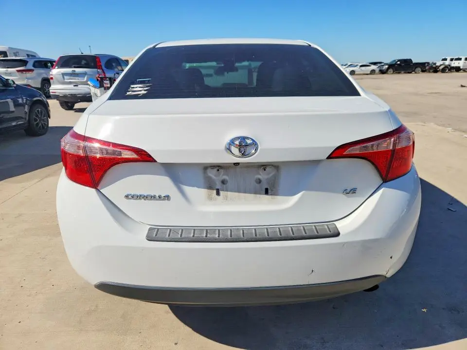 2018 TOYOTA COROLLA LE  