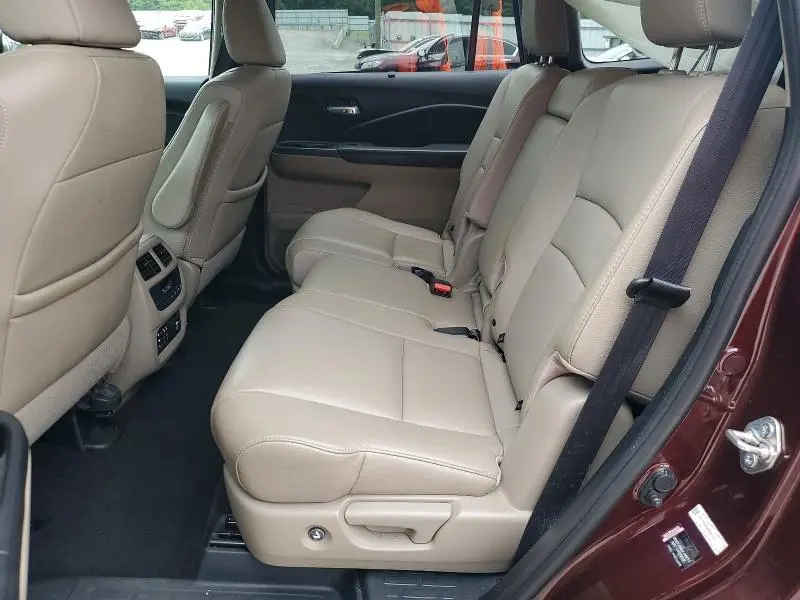2016 HONDA PILOT TOURING  