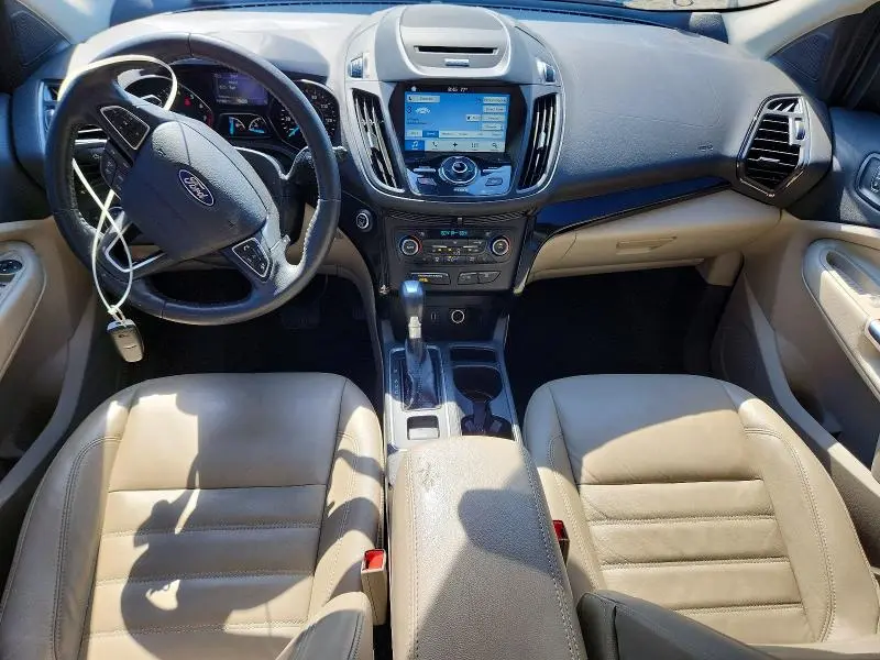 2017 FORD ESCAPE TITANIUM  