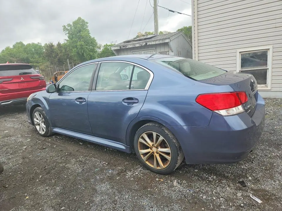 2013 SUBARU LEGACY 2.5I PREMIUM  