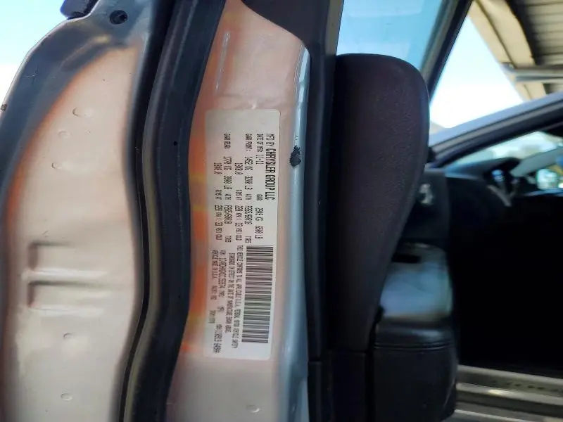 2012 DODGE DURANGO SXT  