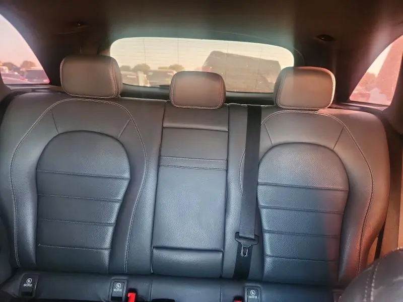 2020 MERCEDES-BENZ GLC 300  