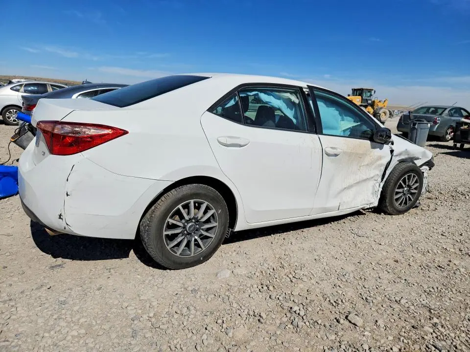 2017 TOYOTA COROLLA LE  