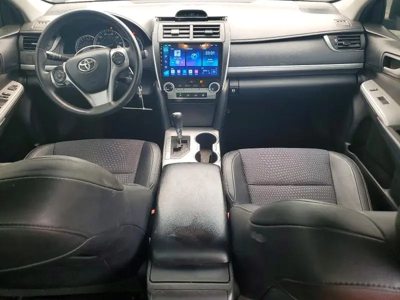 2013 TOYOTA CAMRY SE  
