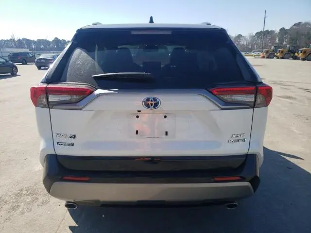 2024 TOYOTA RAV4 XSE