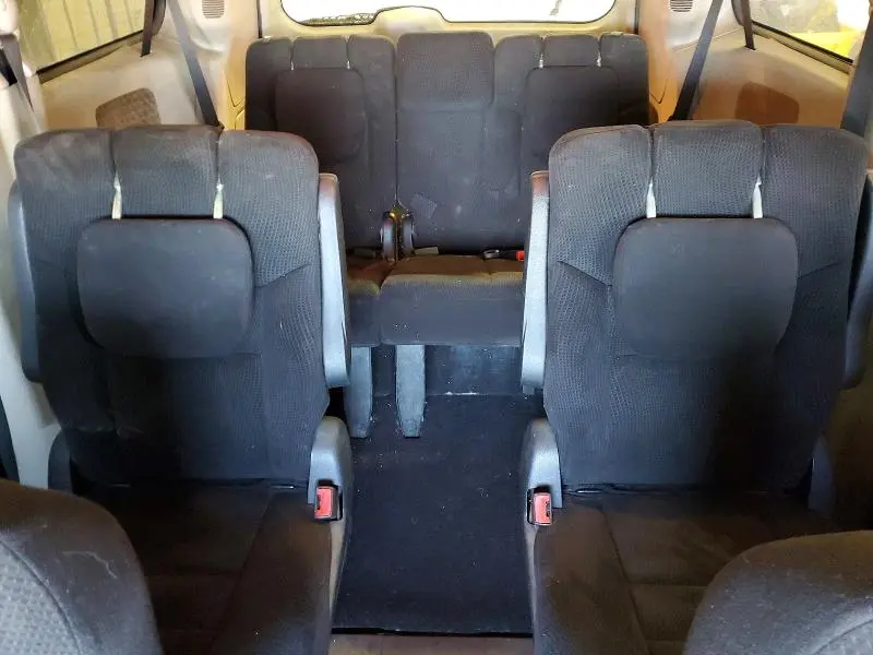 2014 DODGE GRAND CARAVAN SE  