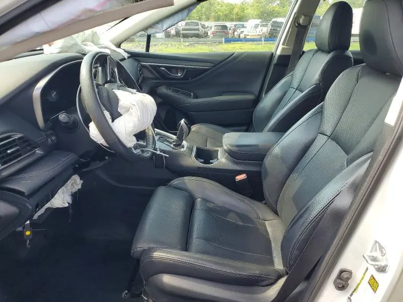 2022 SUBARU LEGACY LIMITED  