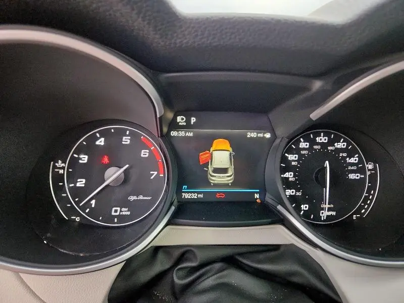 2021 ALFA ROMEO STELVIO SPORT  