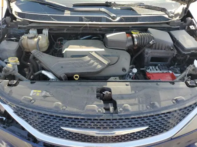 2017 CHRYSLER PACIFICA LX  