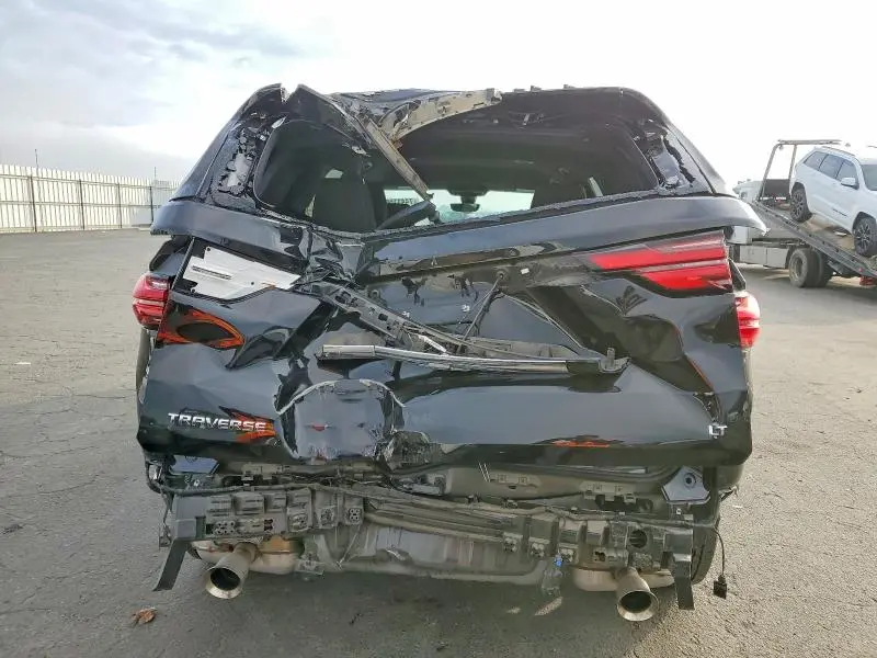 2022 CHEVROLET TRAVERSE LT  