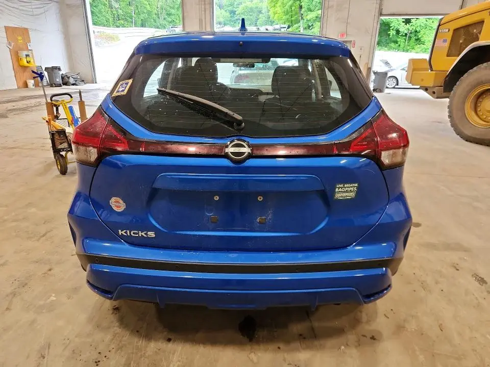 2022 NISSAN KICKS   