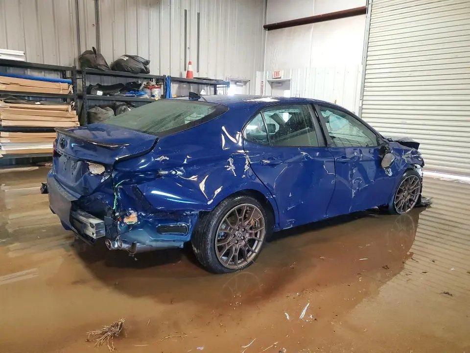2023 TOYOTA CAMRY SE NIGHTSHADE  