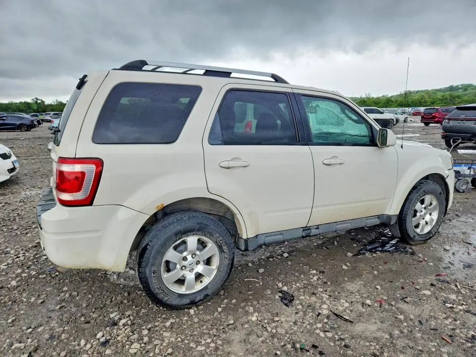 2011 FORD ESCAPE LIMITED  