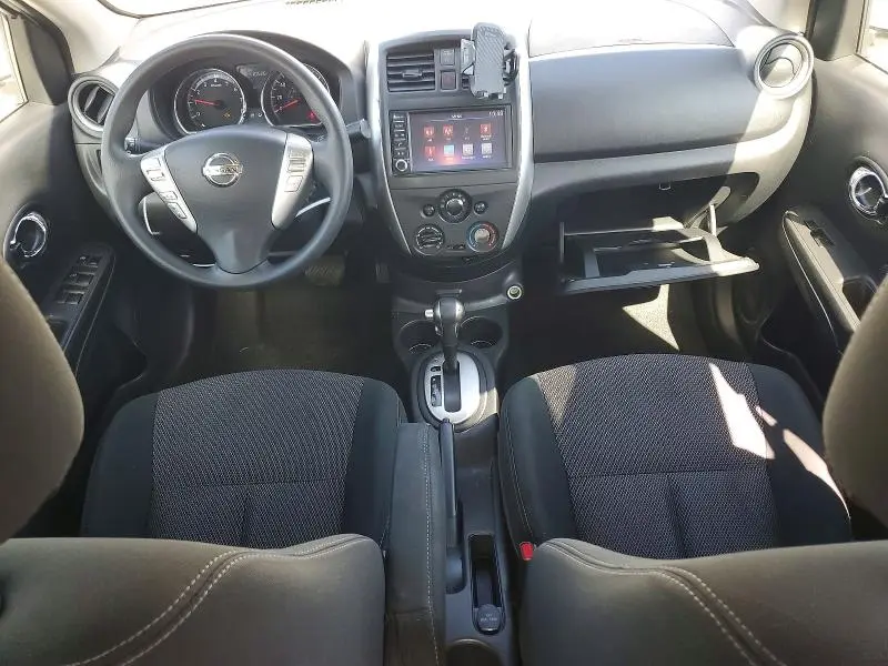 2019 NISSAN VERSA SV  