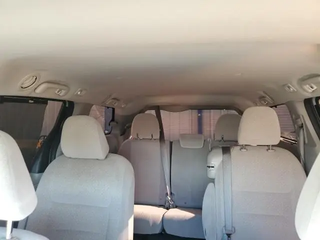 2020 TOYOTA SIENNA LE  