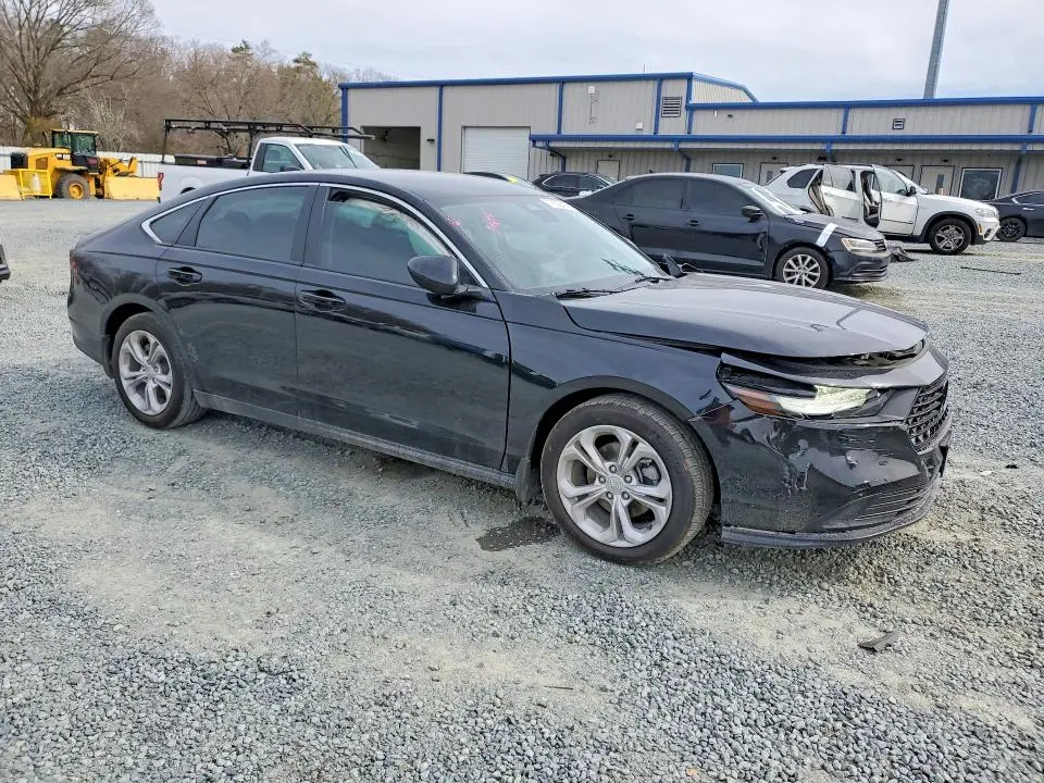 2025 HONDA ACCORD LX  