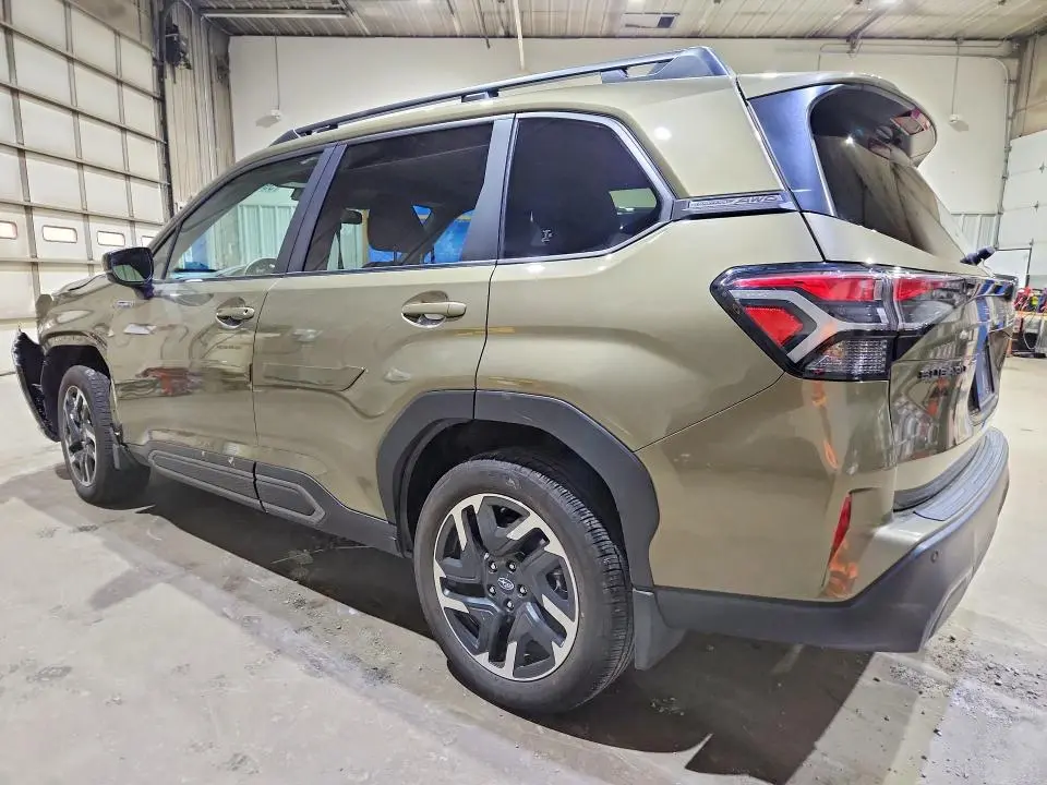 2025 SUBARU FORESTER LIMITED  