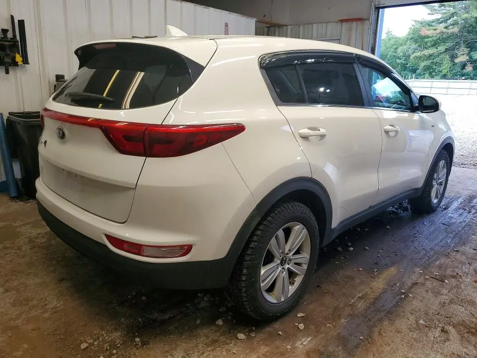 2017 KIA SPORTAGE LX  