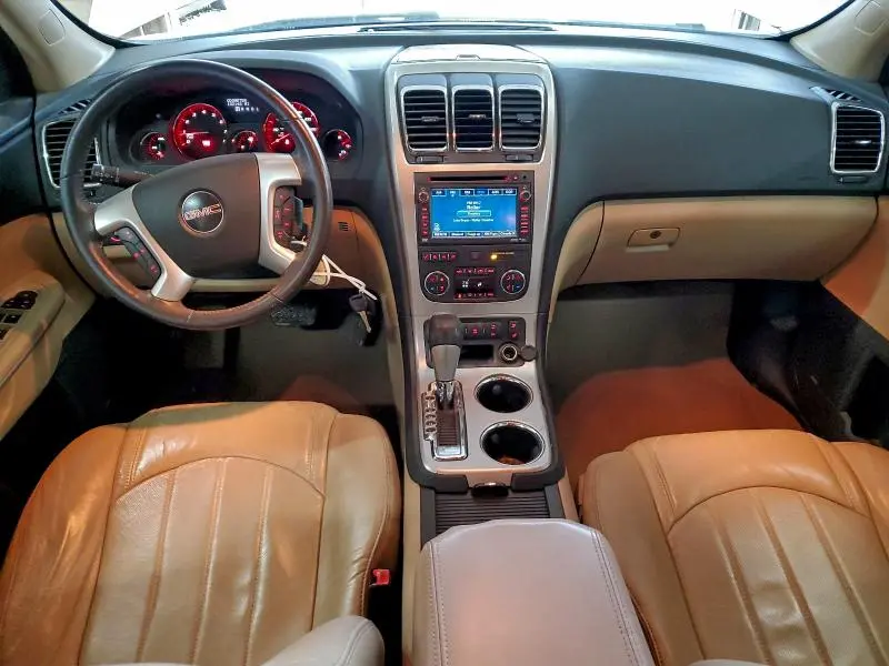 2011 GMC ACADIA SLT-2  